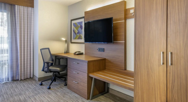 Двухместный номер Standard Holiday Inn Express Cape Coral-Fort Myers Area by IHG
