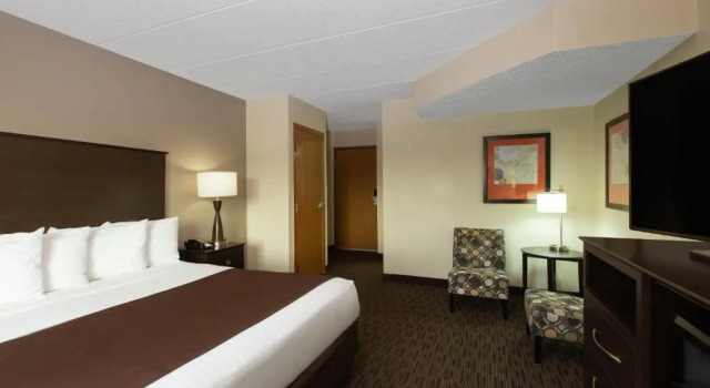 Номер Standard AmericInn by Wyndham Apple Valley