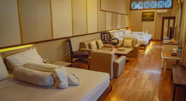 Suite Family Hotel Gradia 2