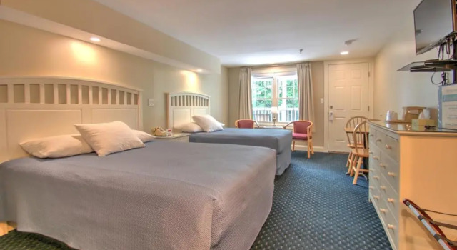 Люкс Deluxe Studio East Motel