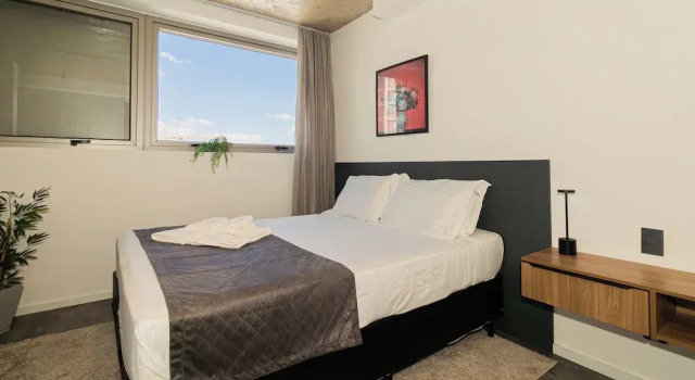 Duplex com piscina e academia