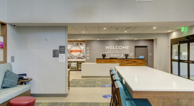 Hampton Inn & Suites Portland West