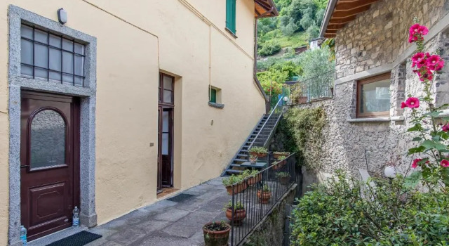 La Casa di Celeste, Prenota Hotel Ossuccio Como
