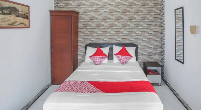 Номер Standard OYO Life 90091 Wisma Pakuan Syariah
