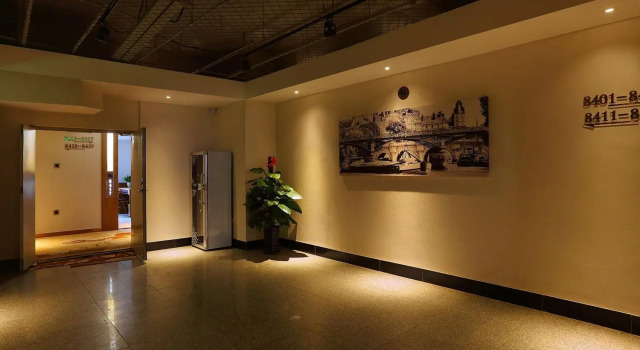 James Joyce Coffetel·Shenyang North Railway Station Shifu Square, Rezervasyon Otel Shenhe 