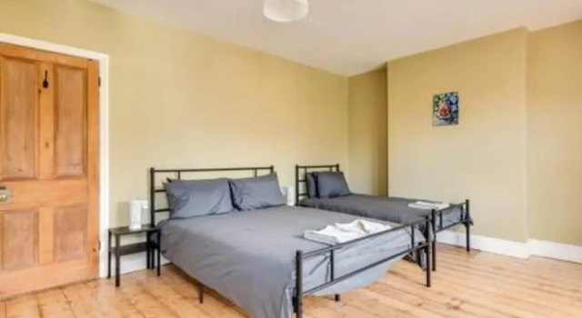 Summertown 4-br Family Home - Bright Spacious, Забронировать Дом для отпуска Виллы Оксфорда, рядом с Колледж Санкт-Хью, Вилла