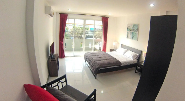 Surin Beach Rooms, Забронировать Отель Отели Южного Таиланда с парковкой, Парковка