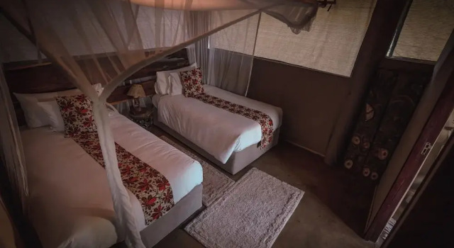 Mozhi Bushcamp, Buchen Sie Ferienhaus Kafue-Nationalpark Sambia