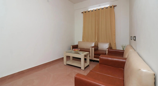 Collection O 28208 Hotel Modern Life, Забронировать Отель Калькутта East Zone, рядом с Capgemini India Private Limited