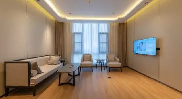 Люкс Wanxi Hotel (Dengzhou Huazhou Bus Station Branch)