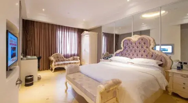 Love Bird Hotel, Prenota Hotel Nantong Jiangsu
