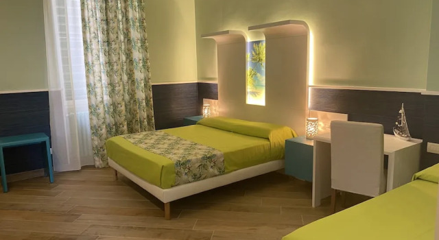 Room-exclusive Room "tramontana Room" -, Buchen Sie Pension Giovinazzo Metropolitanstadt Bari