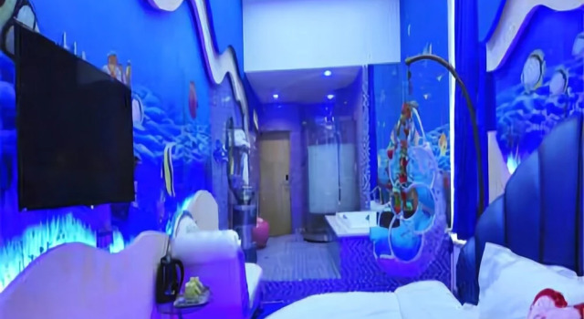 Guangzhou Angel Baby Theme Hotel (Chime Long Area), Boek Hotel Hotels in Guangdong met parkeren, Parkeren