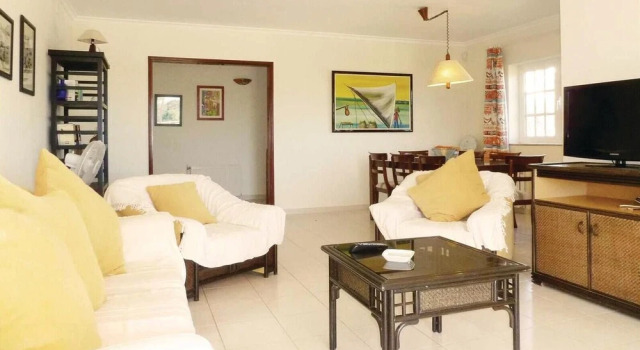 Nice Home in Albufeira With Wifi and 3 Bedrooms, Rezerwuj Hotel Hotele w Algarve z parkingiem, Parking