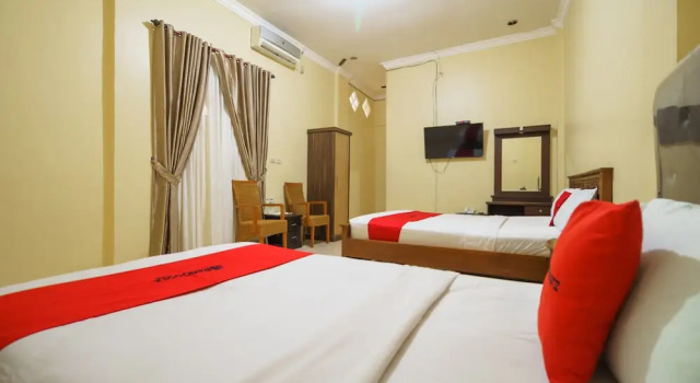 Номер Standard RedDoorz Plus @ Hotel Sempurna Watervang Lubuk Linggau