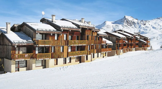 Plagne Villages 1 (LAP415), Prenota Hotel Hotel a Rodano-Alpi con parcheggio, Parcheggio