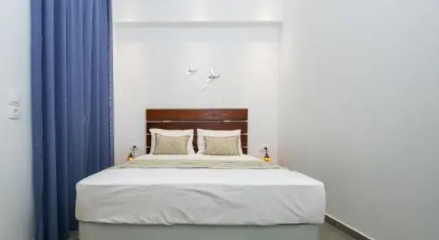 Santorini Facile Fir Rooms, Забронировать Отель Тира Santorini Caldera, рядом с Музей досторического города Тира