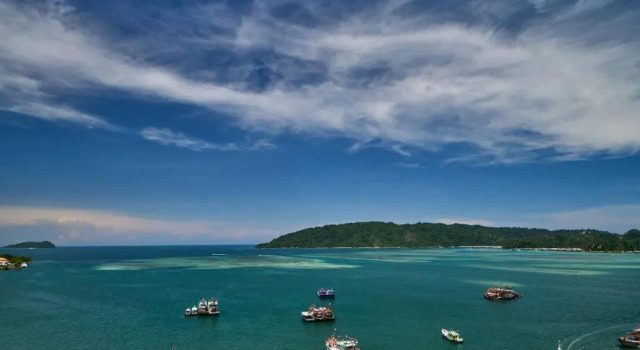 Клубный номер Standard с видом на море Le Meridien Kota Kinabalu