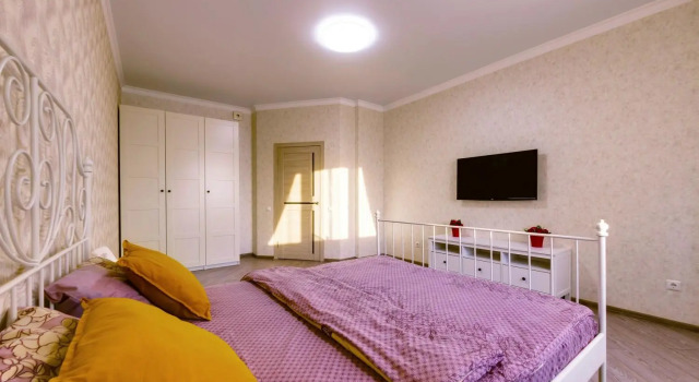Полулюкс Premium с балконом и с видом на город Gallery Apartments