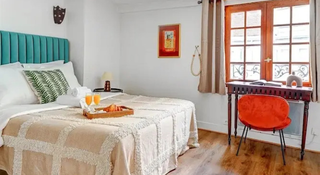 Апартаменты Cozy 2BR in the Heart of Île Saint-Louis