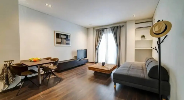 Classy and Stylish Apartment Next to Hilton, Забронировать Апартаменты/квартира Афины Острова Саронического залива - Аттика