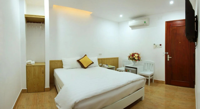 sunrise hotel