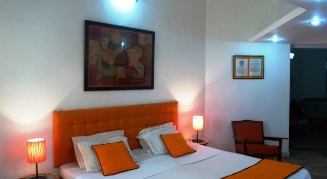 L'escale Guest House, Забронировать Гостевой дом Отели штата Тамилнада с парковкой, Парковка