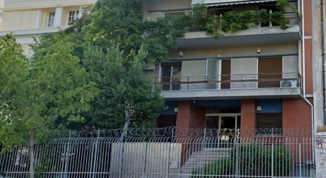 Artistic apartment in the middle of everything  by VillaRentalsgr, Забронировать Апартаменты/квартира Отели Афины с парковкой, рядом с Театр Каролос Коун "Театрон технис", Парковка