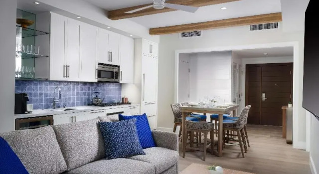Апартаменты с видом на залив Shore House at The Del, LXR Hotels & Resorts