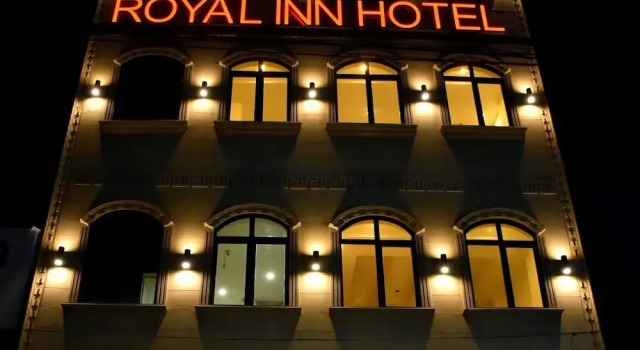 Royal Inn Hotel, Rezerwuj Hotel Peszawar Federally Administered Tribal Area