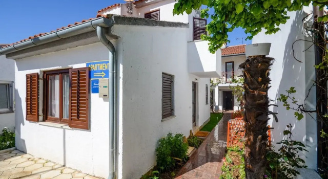 Apartments Mira, Забронировать Апартаменты/квартира Пореч Poreč Riviera, рядом с Старый город Пореча