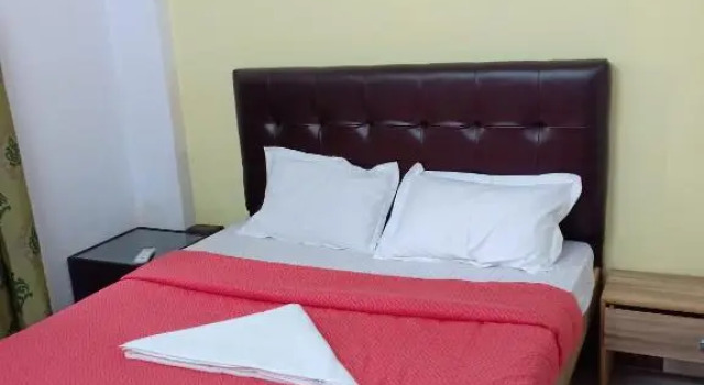 HILL VIEW RESIDENCE ROOM No 4