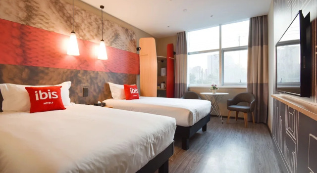 Семейный номер Standard Ibis Lanzhou Anning Customs Metro Station