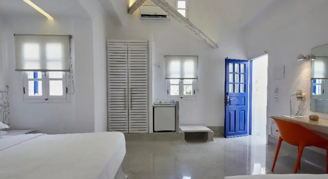 Трёхместный номер Standard с балконом Kouros Village Hotel