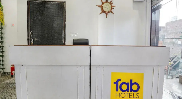 Fabhotel Raghav Raj Inn