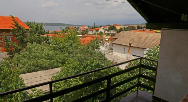 Студия Apartments Mira