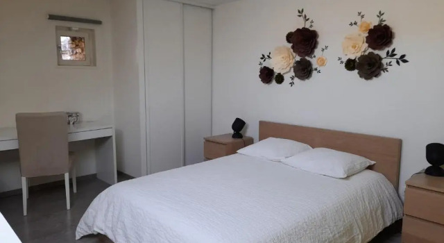 L' Atelier de la Monnaie, Rezerwuj Hotel Crémieu Isère
