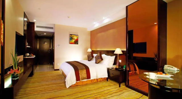 Golden Eagle Summit Wuhu, Book Hotel Hotels in Wuhu with a Pool, Swimming Pool