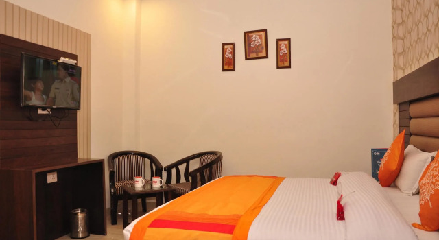 OYO Rooms Hotel Lane 2, Varaa Hotelli Hotellit Punjab pysäköinnillä, Pysäköinti
