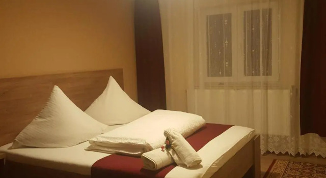 Номер Deluxe Complex Turistic Caprioara