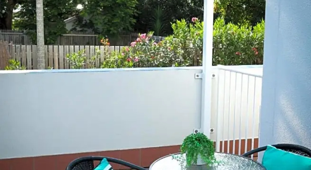 Двухместные апартаменты Цокольный этаж White Crest Apartments
