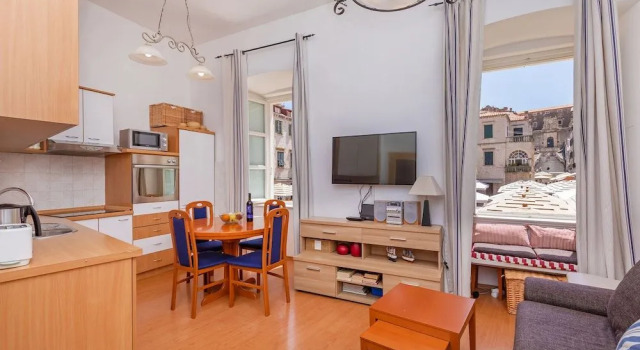 Apartment Royale