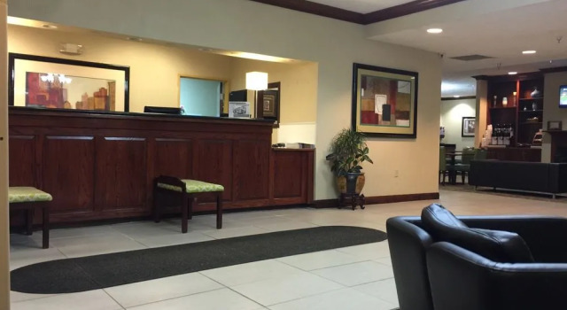 Holiday Inn Express South Boston, Prenota Hotel Hotel a Virginia con parcheggio, Parcheggio