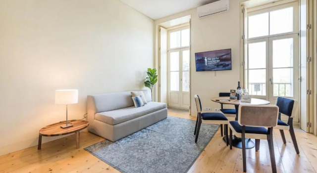Апартаменты с балконом GuestReady - La Maison Aires Gouveia