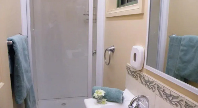 Superior Suite Hamilton Caravan Park