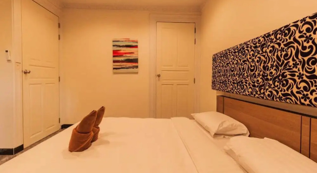Jomtien Palace Pool Villa By Pattaya Sunny Rentals, Забронировать Вилла Центральная Паттайя Паттайя