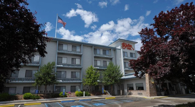 Shilo Inn Suites Hotel - Nampa Suites, Rezervasyon Otel Nampa Bogus Basin