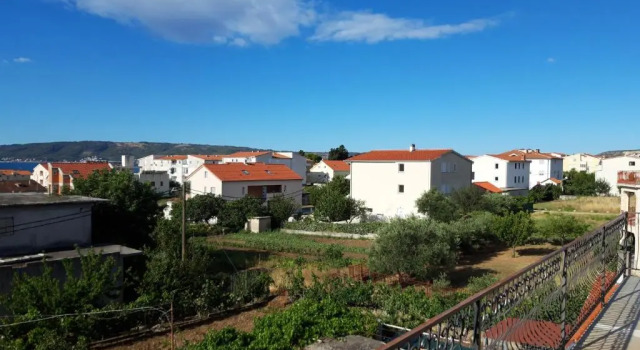 Sasa Apartments Kastel Stafilic Croatia, Buchen Sie Ferienwohnung Hotels in Gespanschaft Split-Dalmatien mit Pool, Schwimmbad