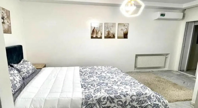 Cozy 1BR Retreat, Steps to Sand, Rezerwuj Apartament Hotele w Susa z parkingiem, Parking