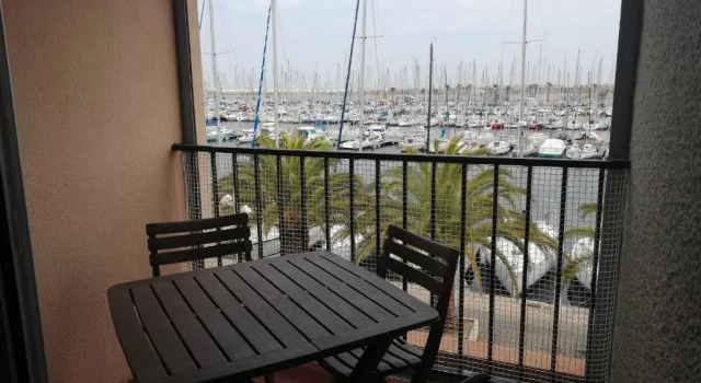 Апартаменты T2 sur le port avec parking
